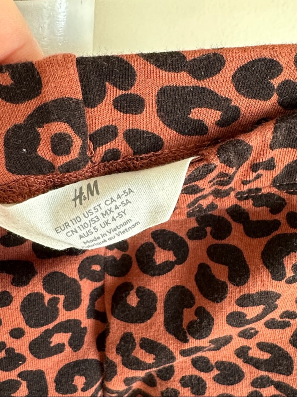 H&M Leopard Print Set Size 5T - Picture 11 of 16